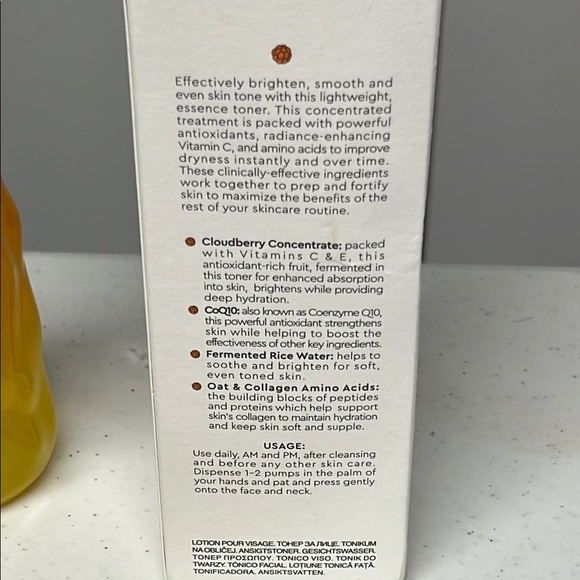 Glow Recipe Cloudberry Bright Essence Toner - Orange - Picture 6 of 11